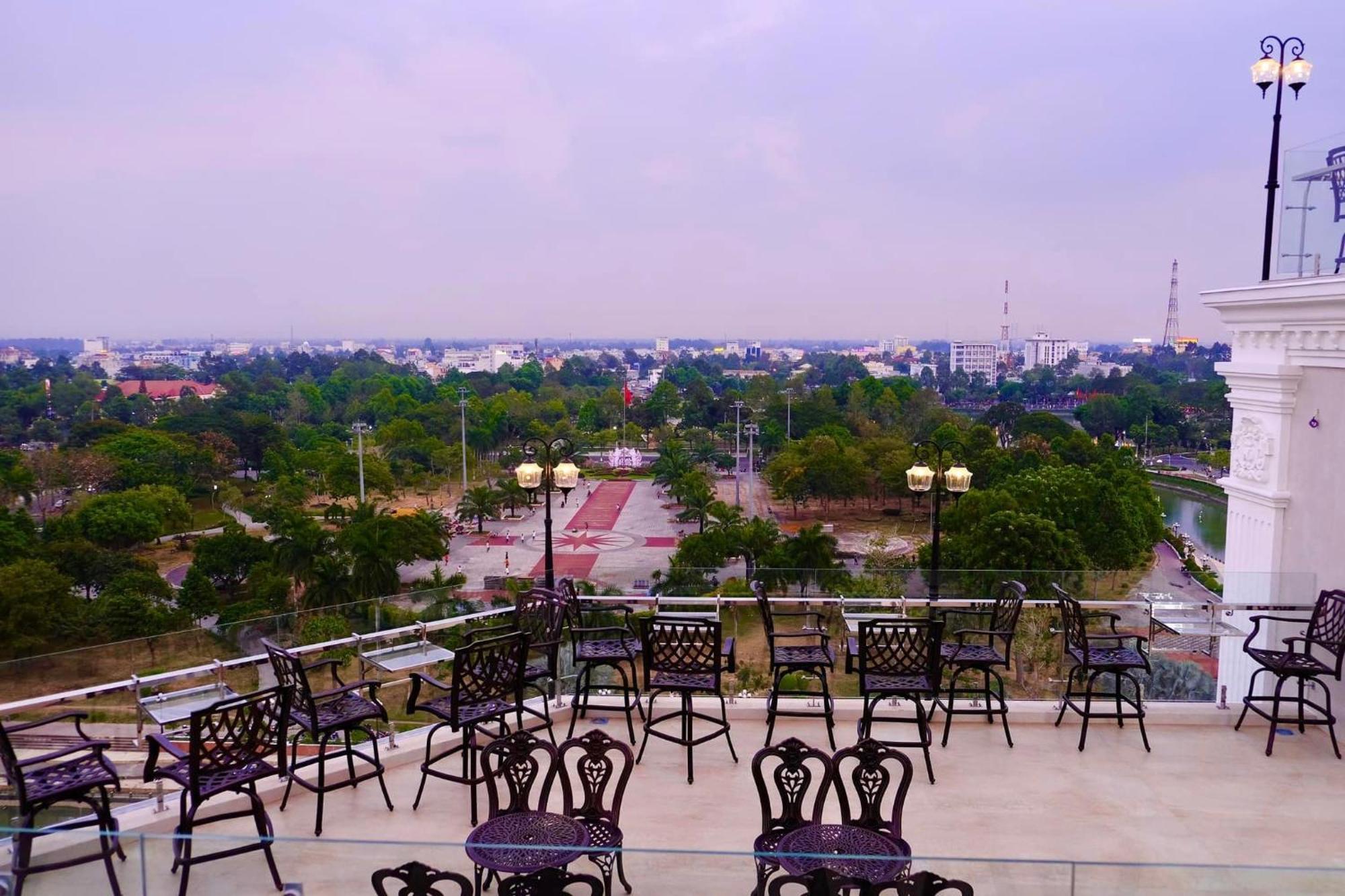 KHÁCH Sạn B.O.B Cao Lanh Ngoại thất bức ảnh